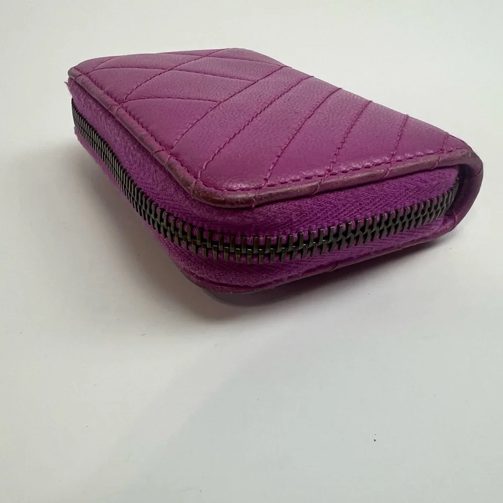 Chanel Fuchsia Zippy Wallet - Picture 9 of 10